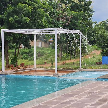 Wow Stayz2 Pachmarhi Foothill Cottages Bagian luar foto