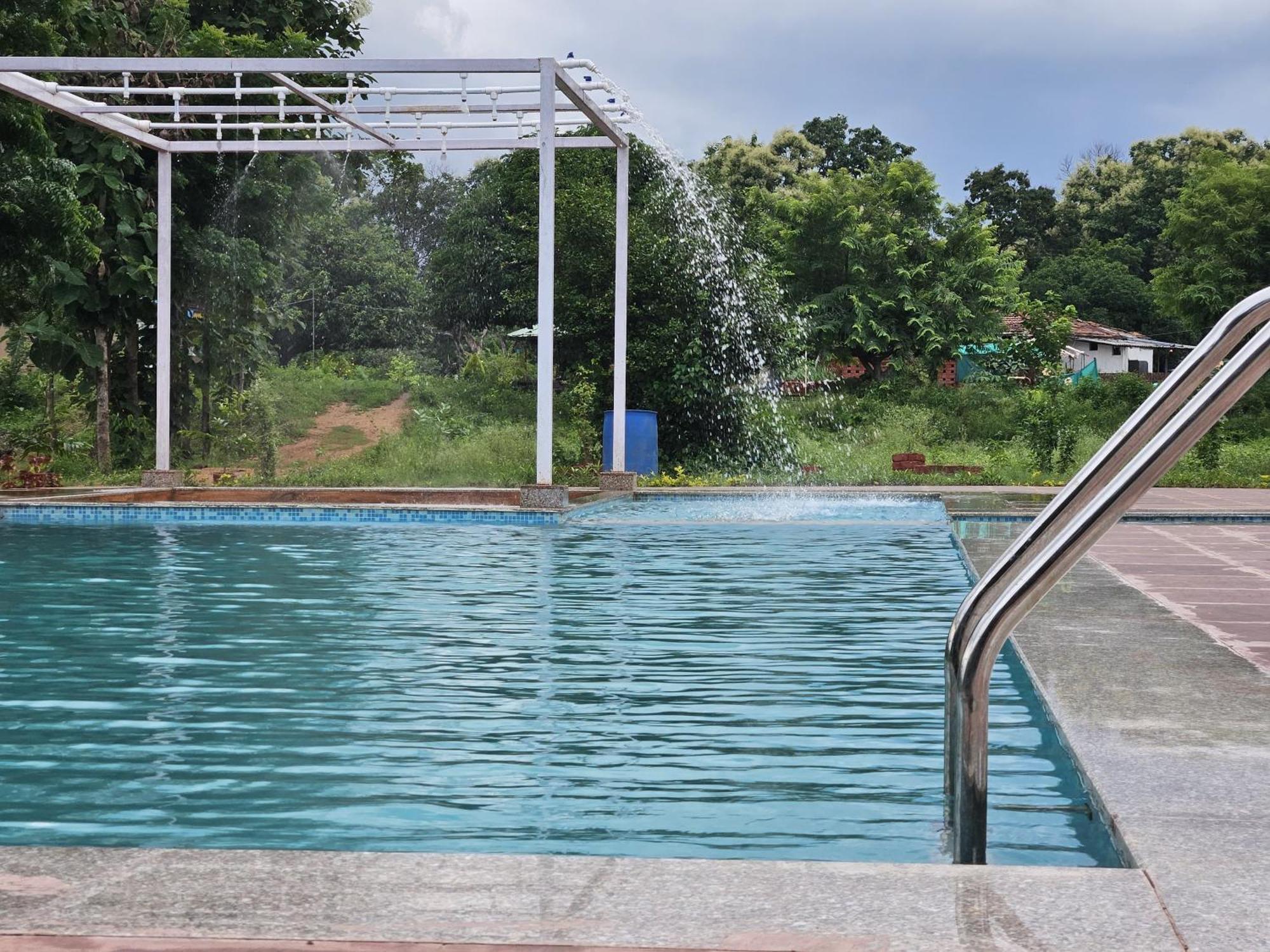 Wow Stayz2 Pachmarhi Foothill Cottages Bagian luar foto