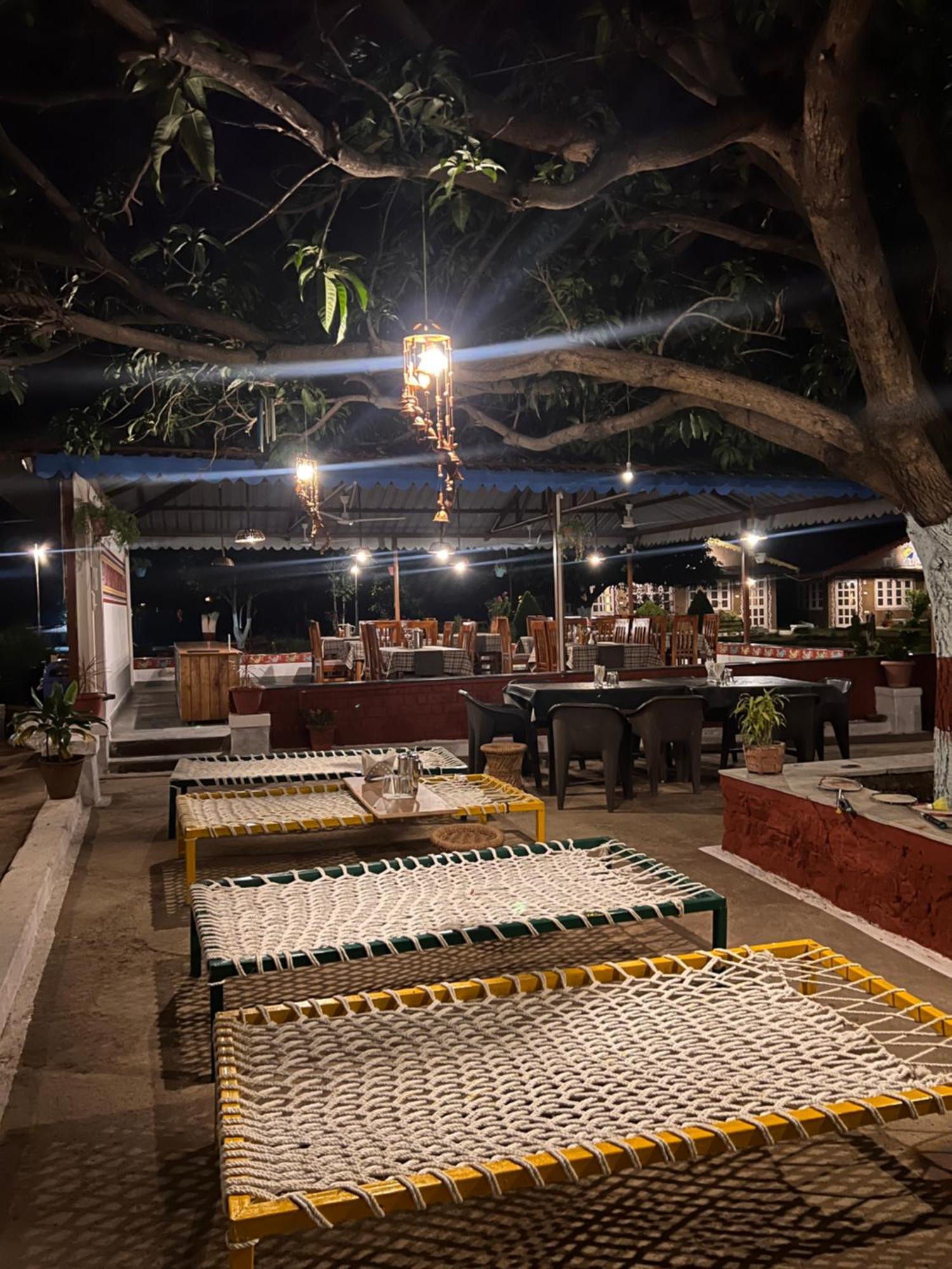 Wow Stayz2 Pachmarhi Foothill Cottages Bagian luar foto