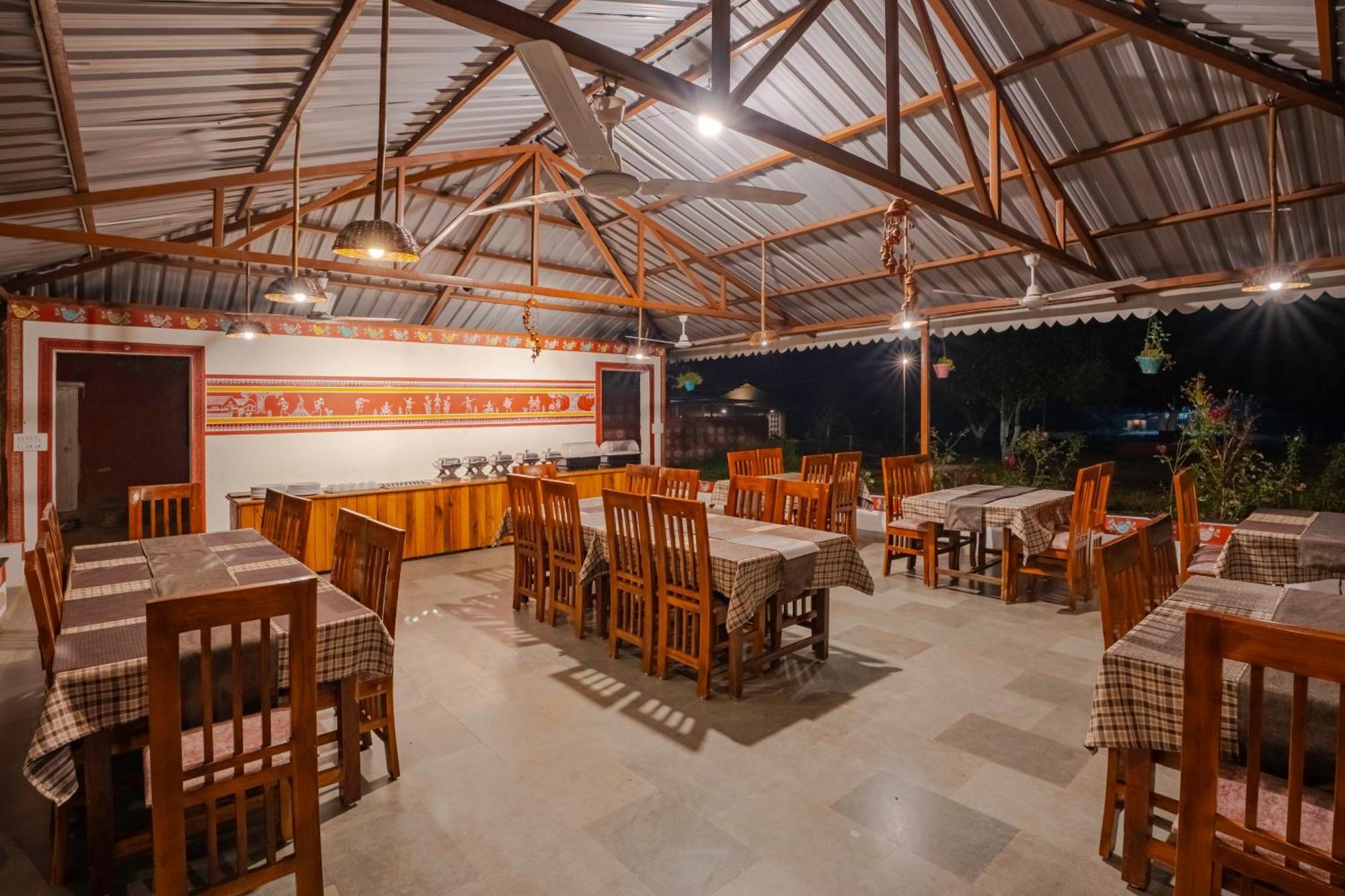 Wow Stayz2 Pachmarhi Foothill Cottages Bagian luar foto