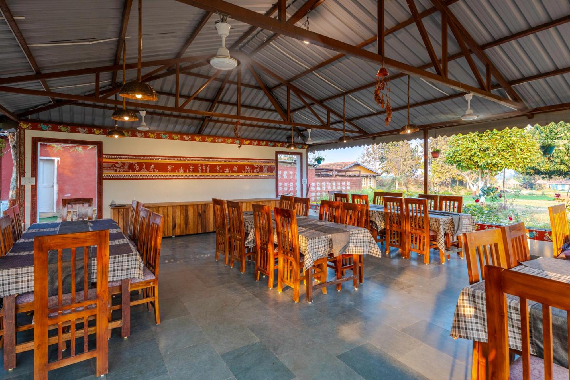 Wow Stayz2 Pachmarhi Foothill Cottages Bagian luar foto