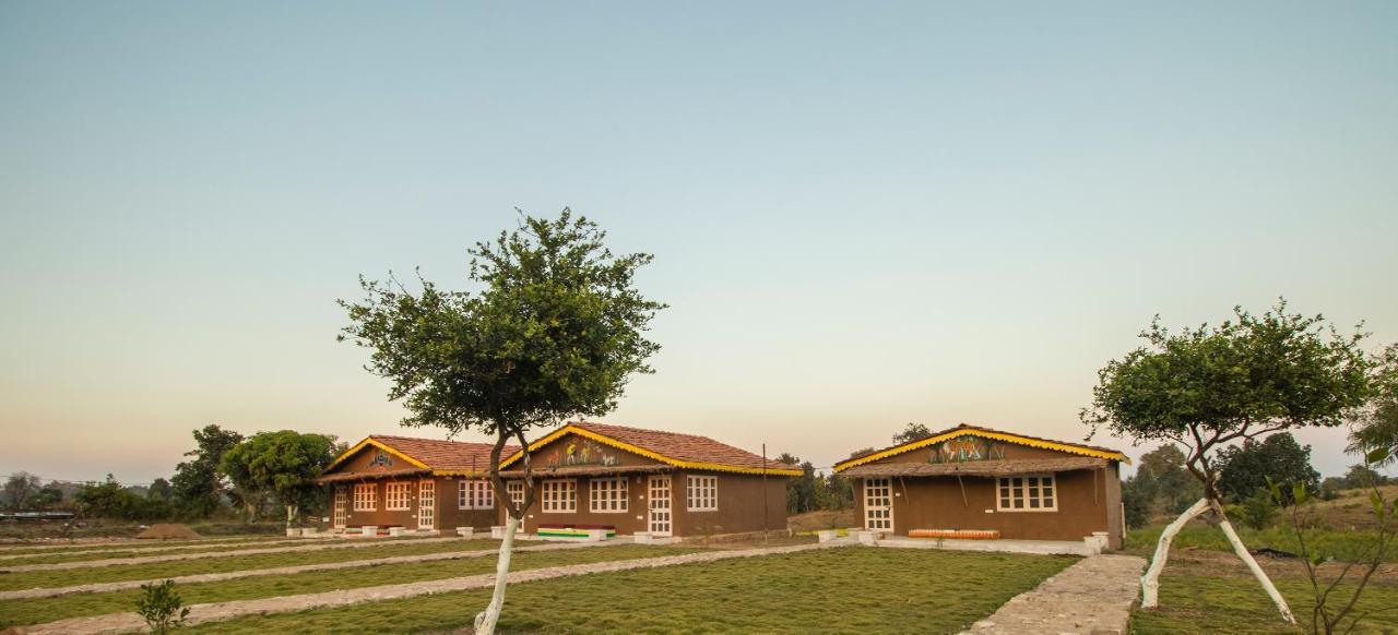 Wow Stayz2 Pachmarhi Foothill Cottages Bagian luar foto